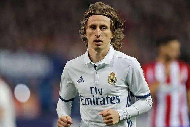 曼城官方：奥赖利新赛季将改穿33号球衣