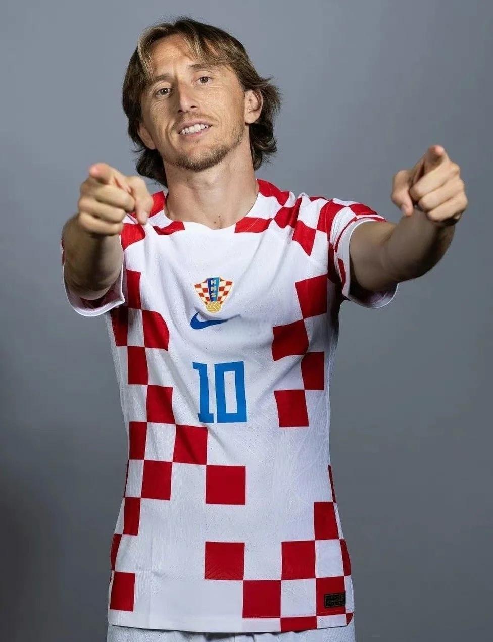 本赛季中超进球榜：海港72球居首，国安、泰山69球第二